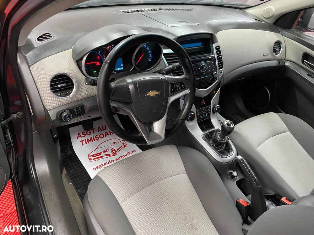 Chevrolet Cruze - 9