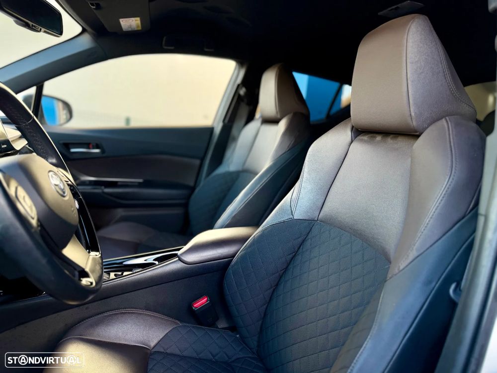 Toyota C-HR 1.8 HSD Exclusive+P.Luxury - 13