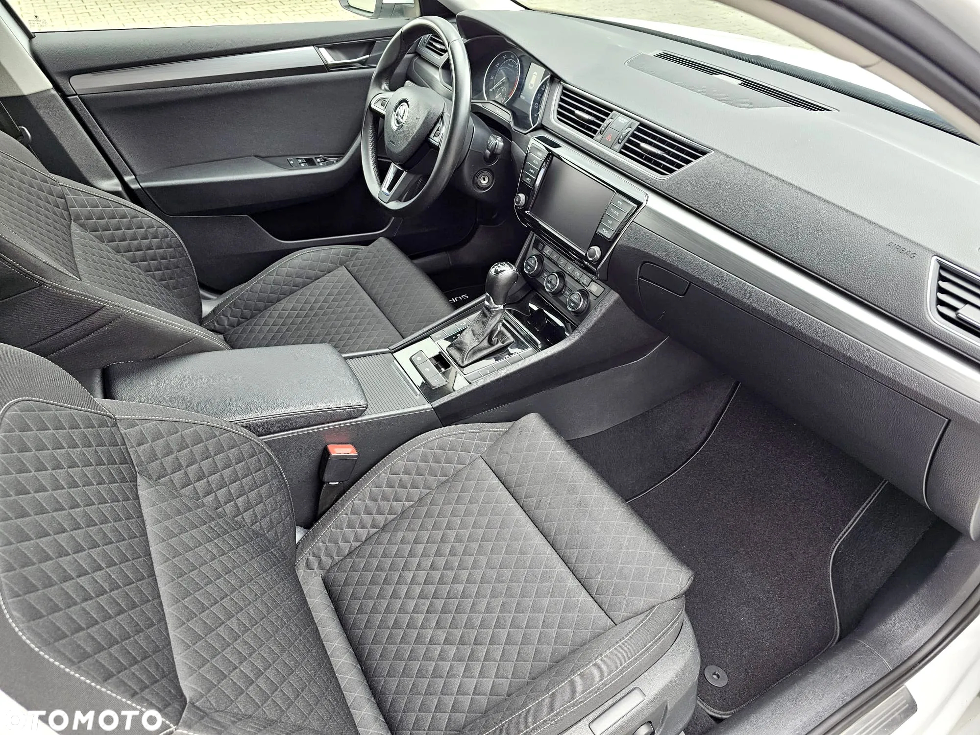 Skoda Superb 2.0 TSI 4x4 Style DSG - 23