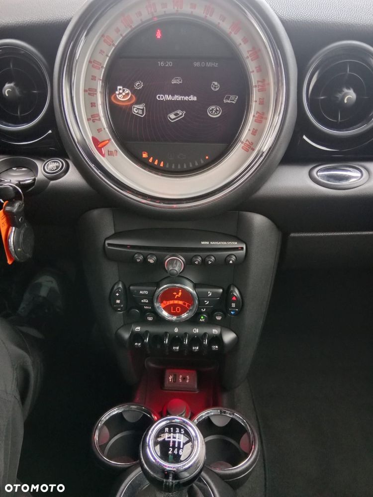 MINI ONE Brick Lane - 15