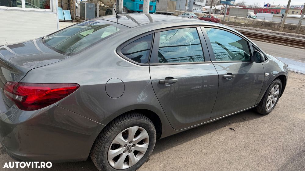 Opel Astra 1.4 Turbo ECOTEC Selection - 6