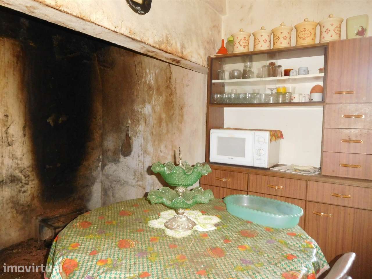 Moradia T3 / Restaurar / 4.839 m² de Terreno / Figueiró dos Vinhos - Grande imagem: 3/52