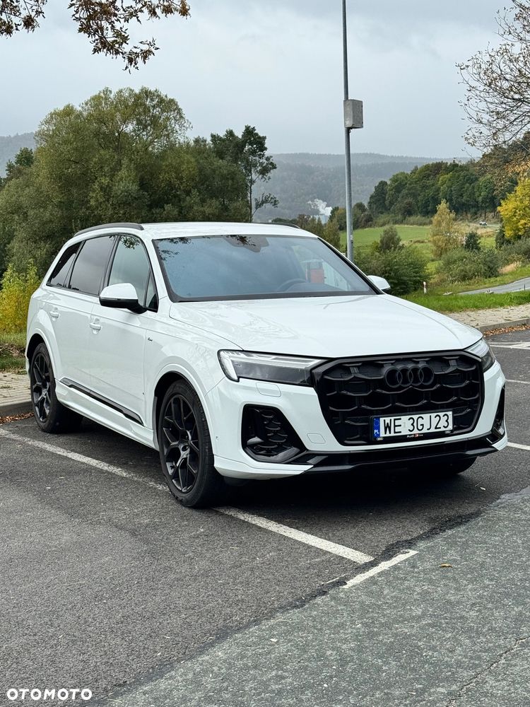 Audi Q7 - 1