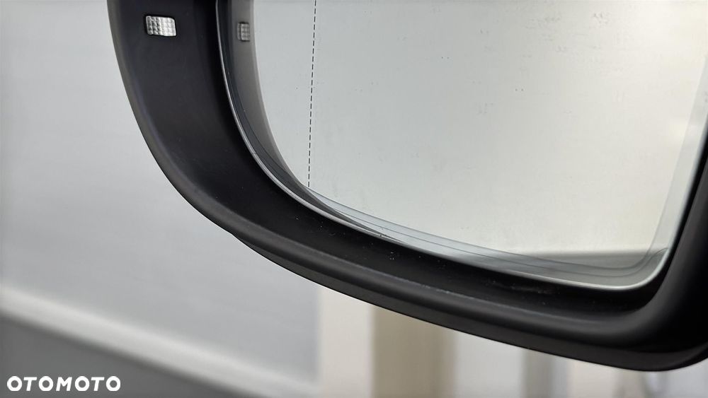 Volkswagen Passat 1.5 TSI EVO Business DSG - 34