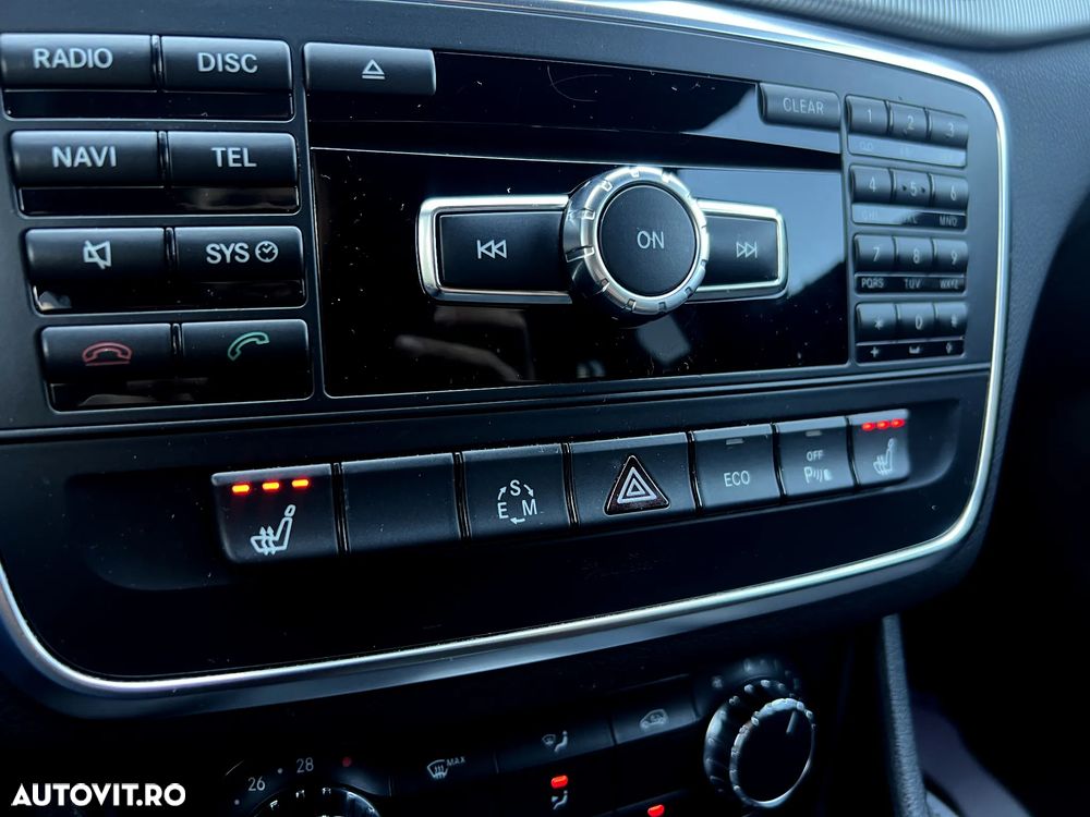 Mercedes-Benz CLA - 12