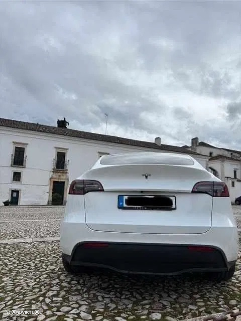 Tesla Model Y Tração Traseira - 4