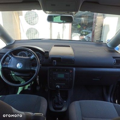 Volkswagen Sharan 1.9 TDI Comfortline - 5