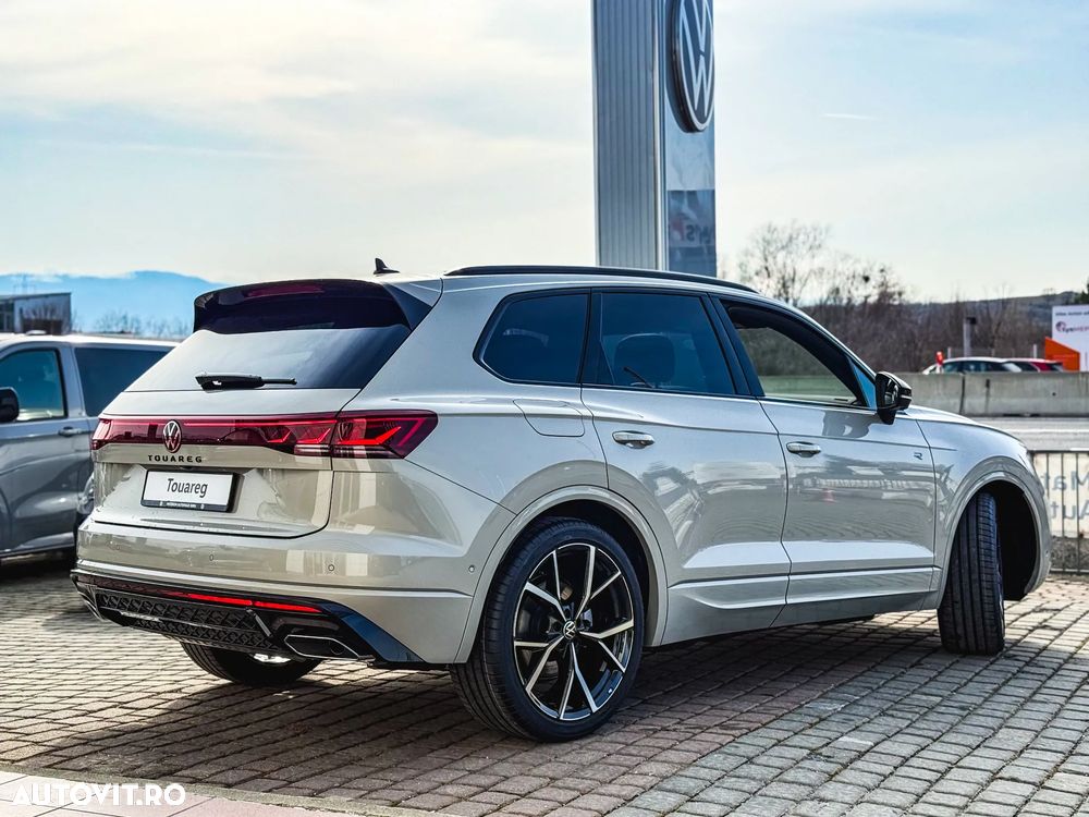 Volkswagen Touareg V6 TDI 4MOTION R-Line - 34