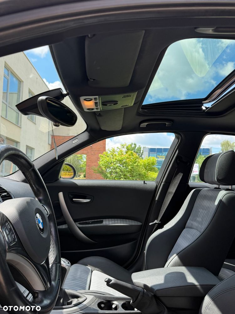 BMW Seria 1 120i - 13