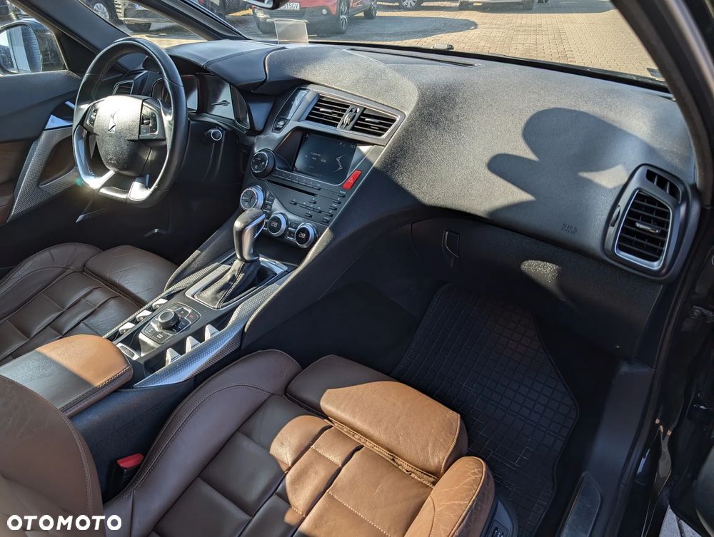 Citroën DS5 HDi 165 SportChic - 32