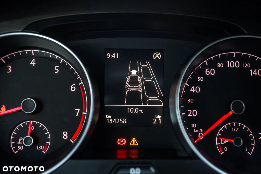 Volkswagen Golf - 24