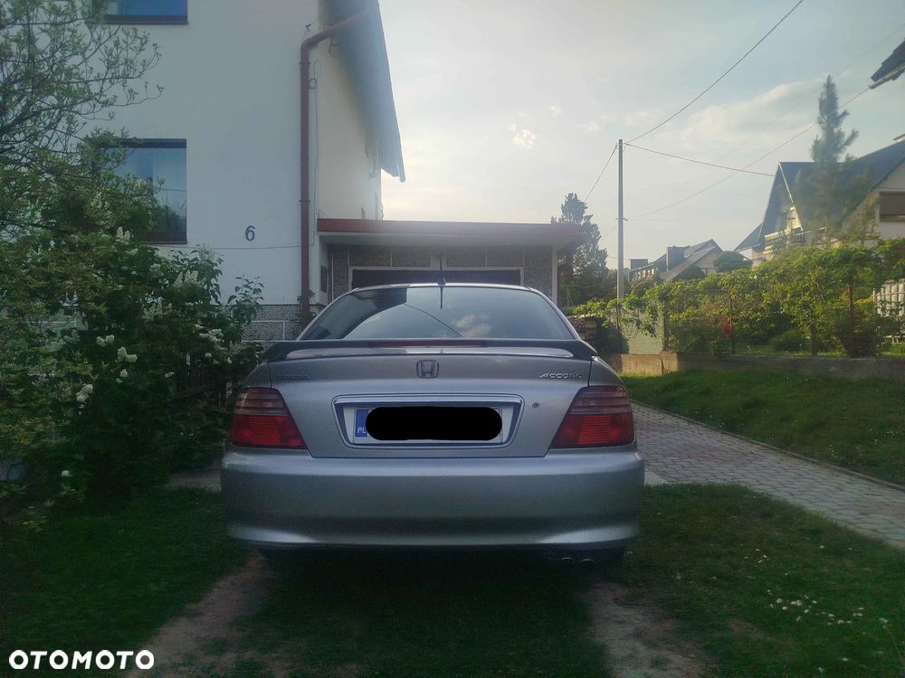 Honda Accord - 4