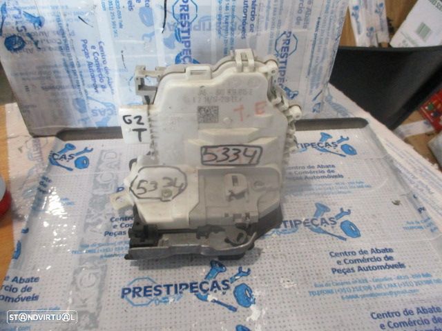 Fecho 8X0839015E AUDI A1 SPORTBACK 8X FASE 2  2017 1.6TDI 115CV 5P PRETO TE 5 PINOS - 1