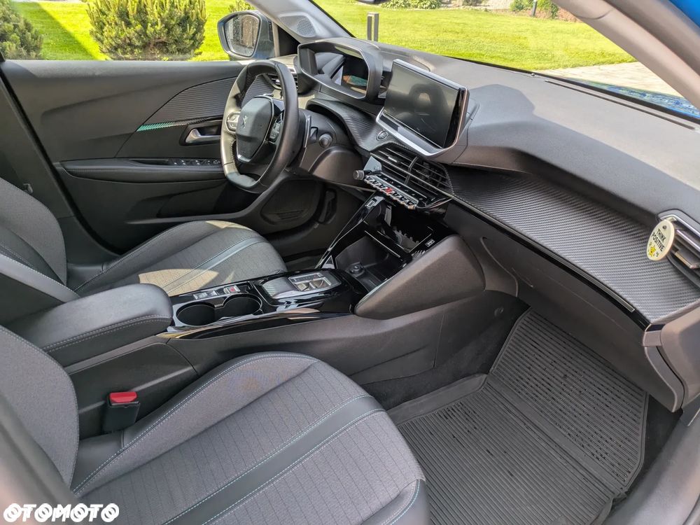 Peugeot 208 1.2 PureTech Allure S&S EAT8 - 9