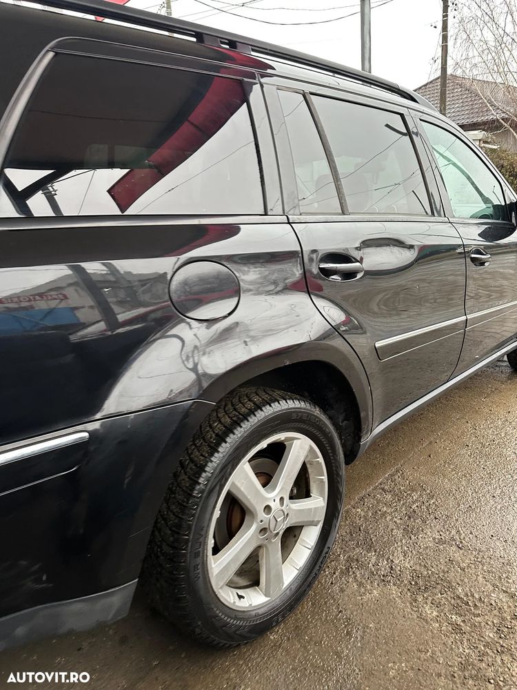 Mercedes-Benz GL 320 CDI DPF 4Matic 7G-TRONIC - 27