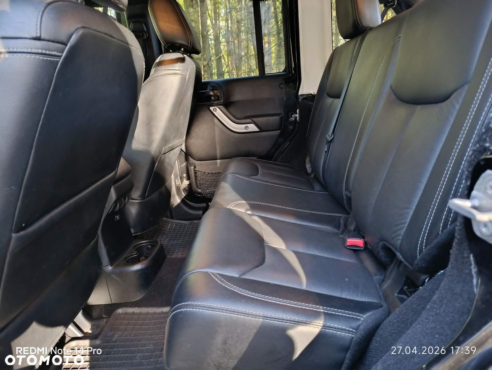 Jeep Wrangler 3.6 Unlim Sahara - 16