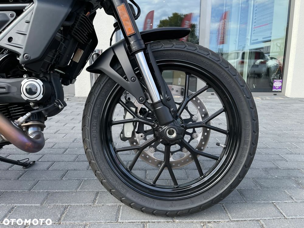 Ducati Scrambler - 7