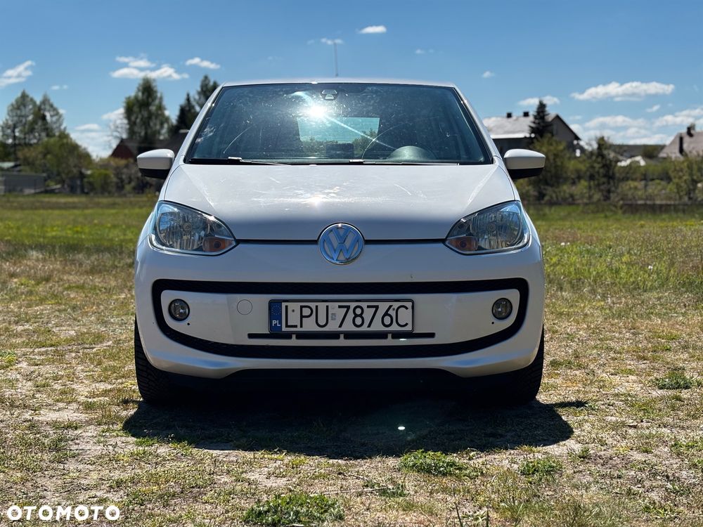 Volkswagen up! high - 12