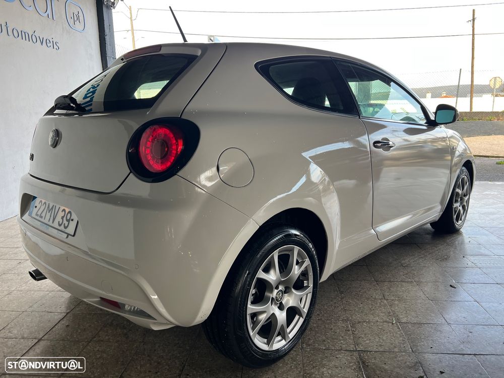 Alfa Romeo MiTo 1.3 JTD Distinctive - 5