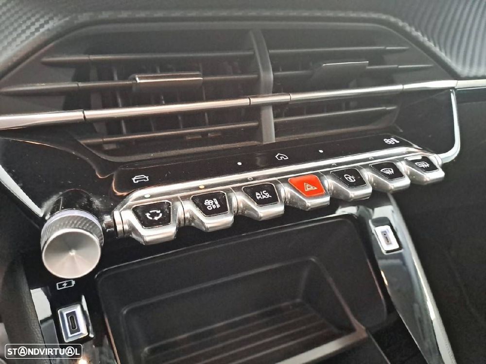 Peugeot 208 1.2 PureTech Active - 20