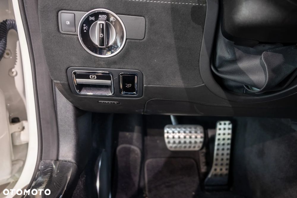 Mercedes-Benz AMG GT S Coupe Speedshift 7G-DCT - 22