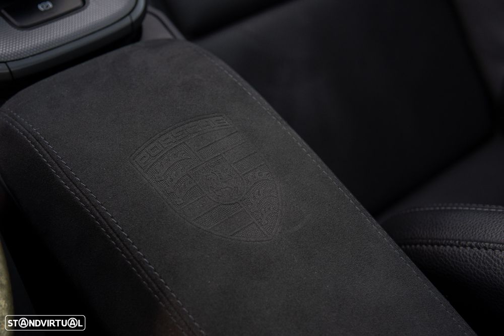 Porsche 911 (992) Carrera PDK - 31