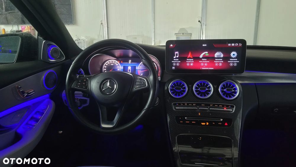 Mercedes-Benz Klasa C 300 7G-TRONIC - 16