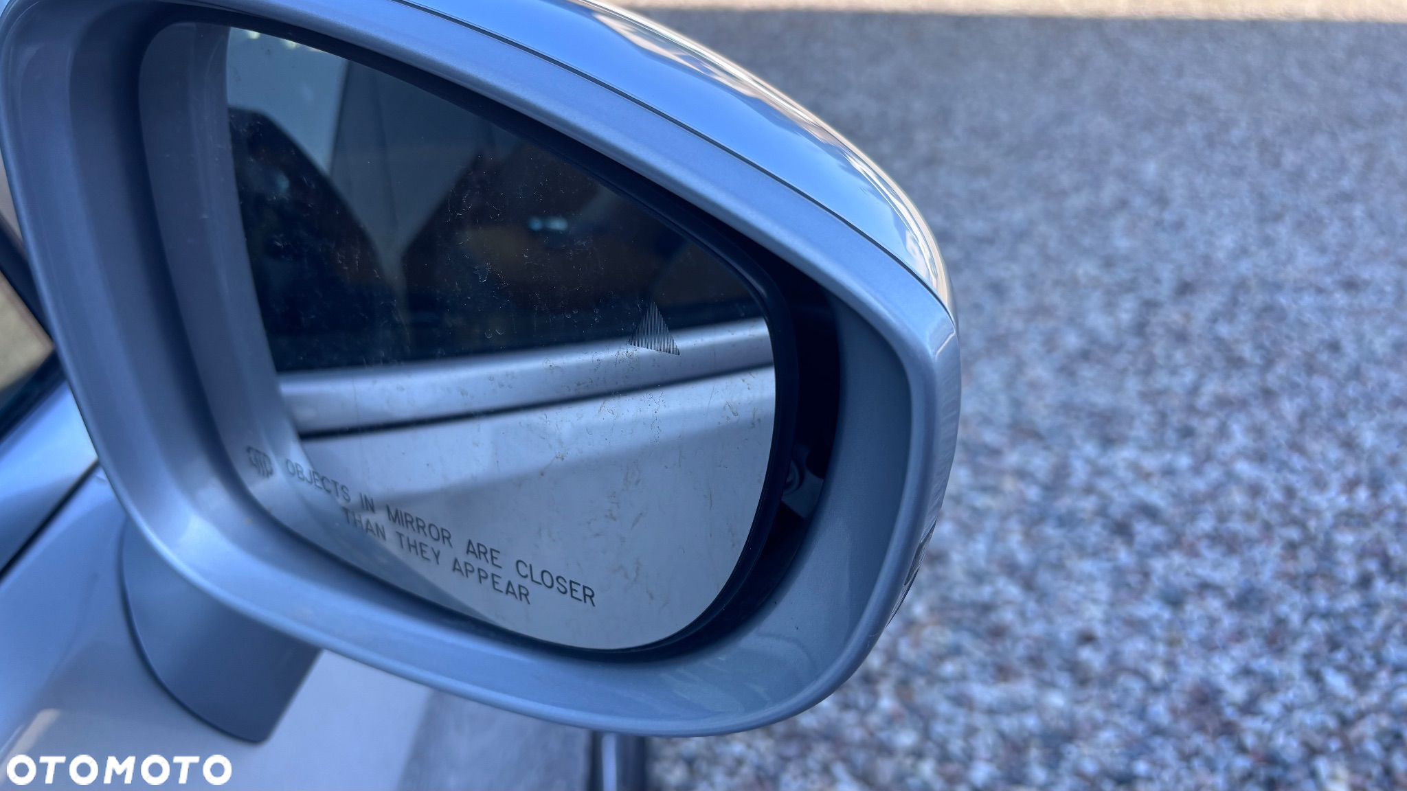 Chrysler Pacifica - 12
