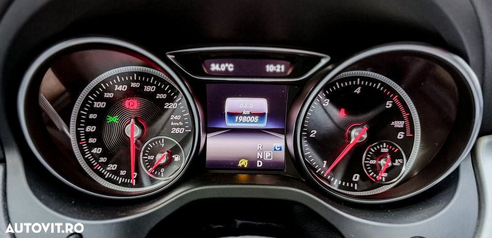 Mercedes-Benz CLA 200 d 4MATIC 7G-DCT AMG Line - 18