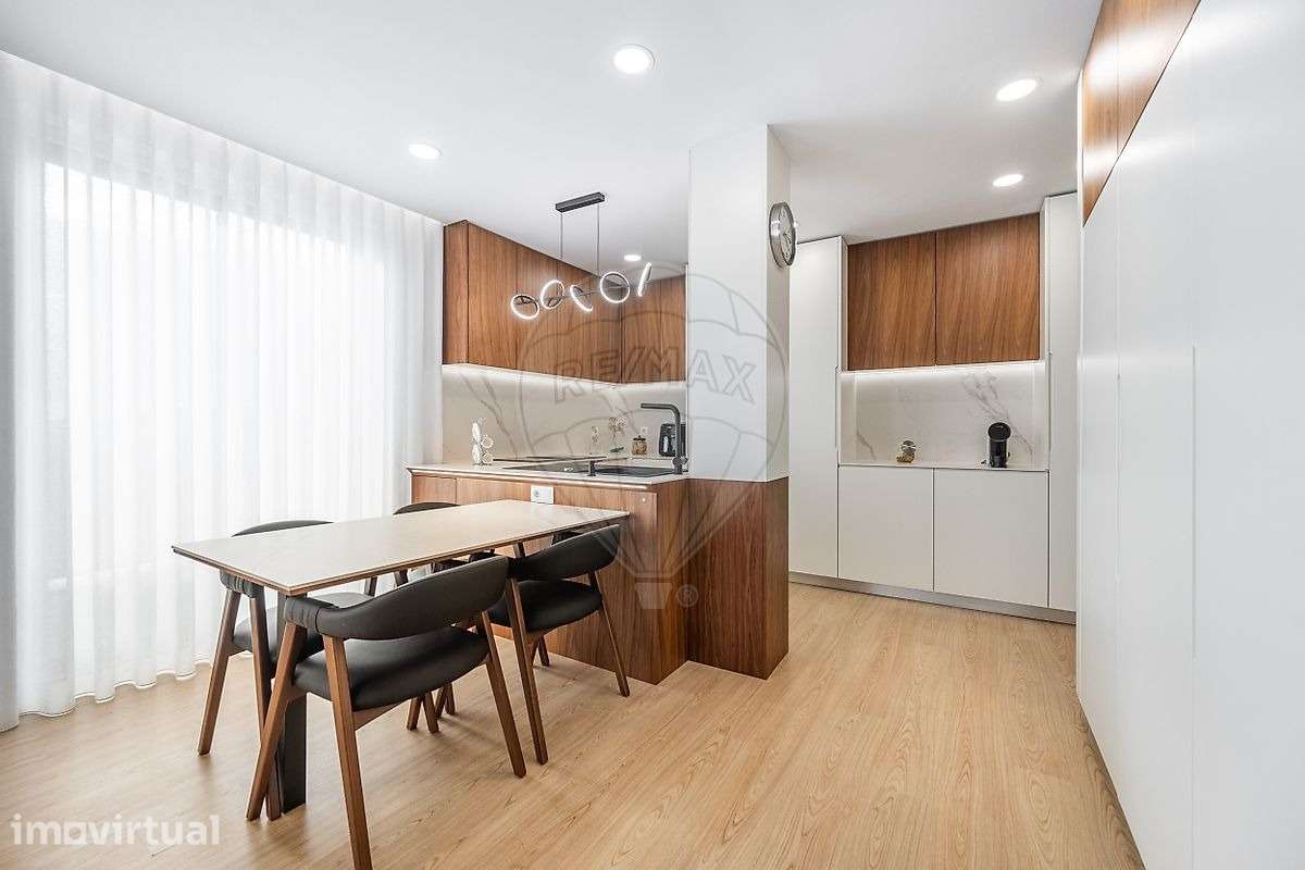 Apartamento T3 seminovo no centro de Paços de Ferreira - Grande imagem: 4/35