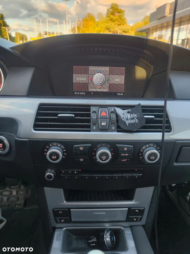 BMW Seria 5 520d - 18