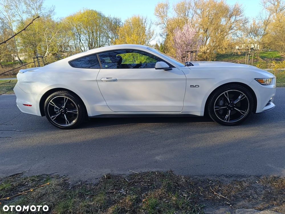 Ford Mustang - 13