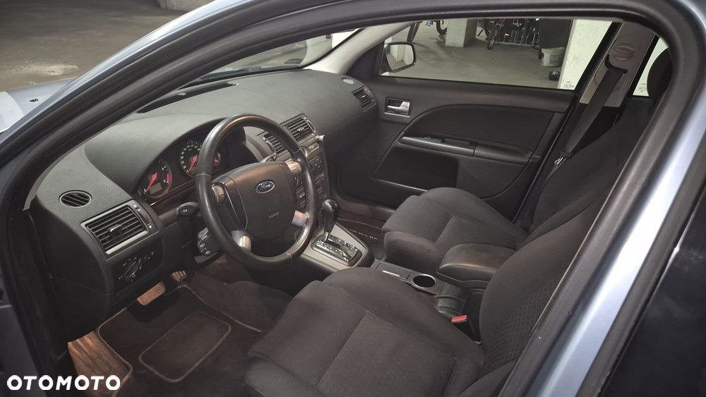 Ford Mondeo - 6