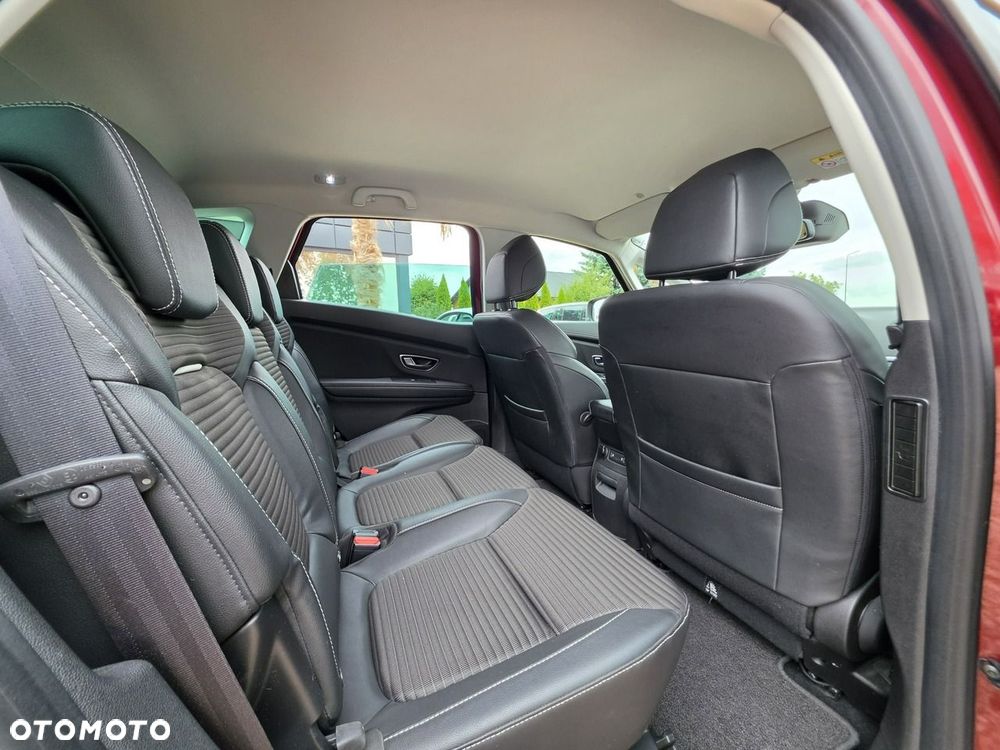 Renault Scenic 1.3 TCe FAP Intens - 33