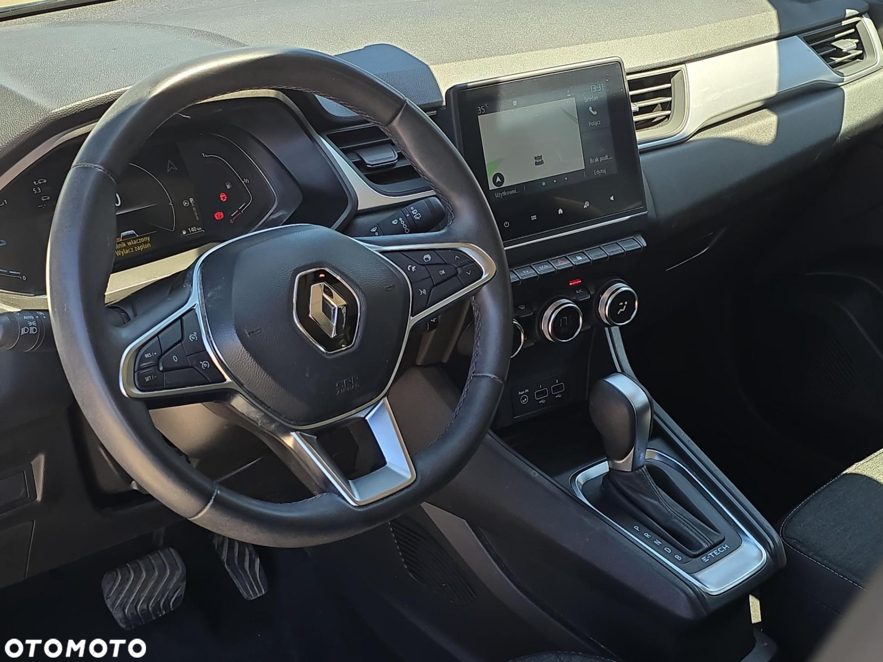 Renault Captur - 16