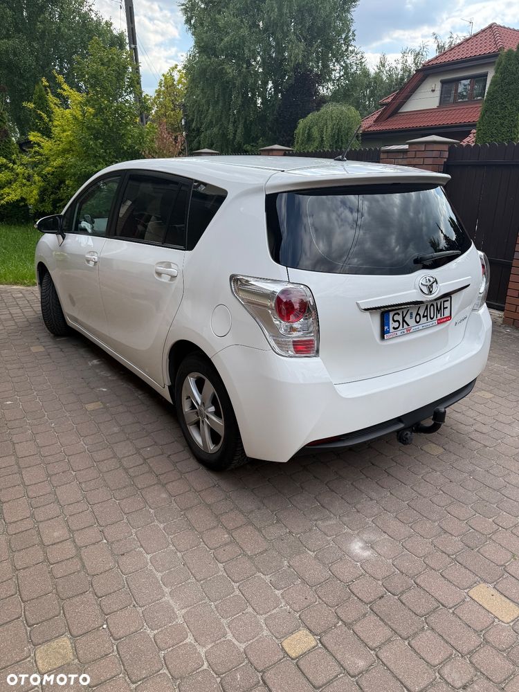 Toyota Verso 1.6 Active EU6 - 7