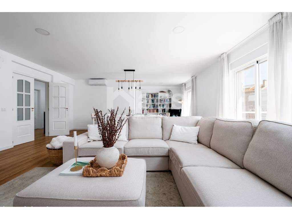 Duplex T3+1 com 2 Terraços e 2 Parqueamentos - Grande imagem: 5/31