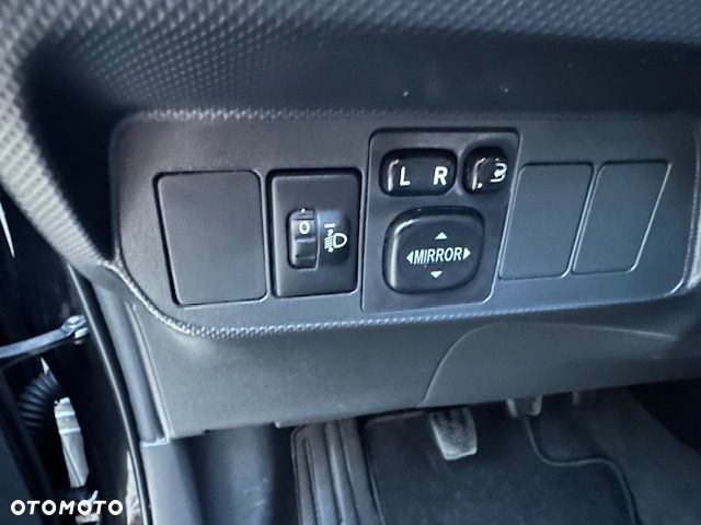 Toyota Auris 1.4 D-4D Edition - 23