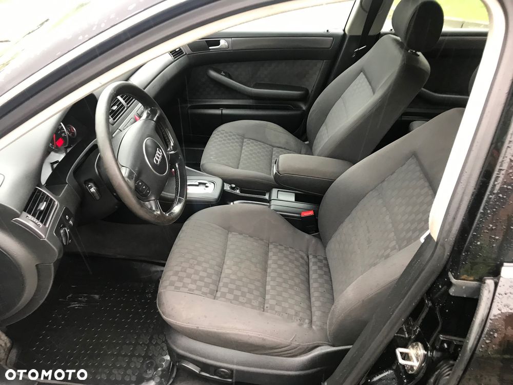 Audi A6 Avant 2.5 TDI Multitronic - 25