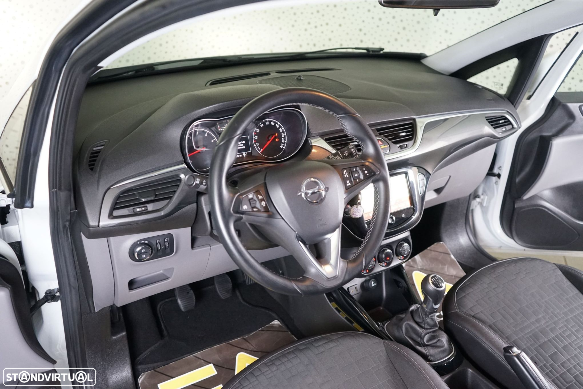Opel Corsa 1.0 T Cosmo - 12