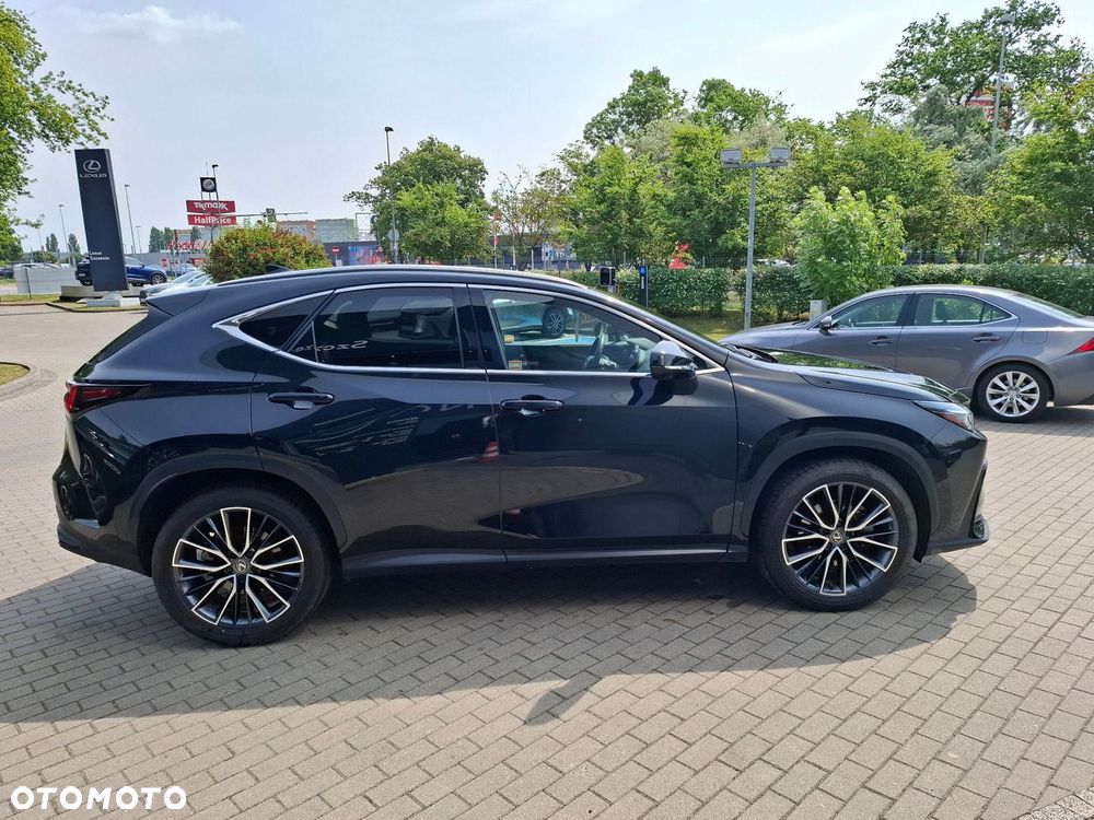 Lexus NX 350h Omotenashi AWD - 6