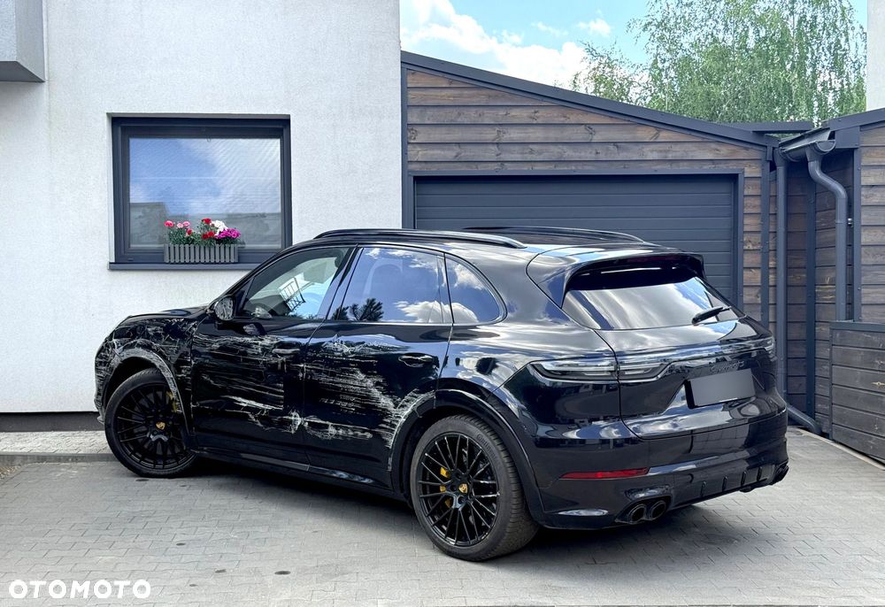 Porsche Cayenne GTS - 14