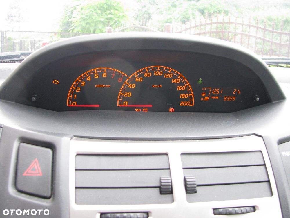 Toyota Yaris 1.33 2010 - 13