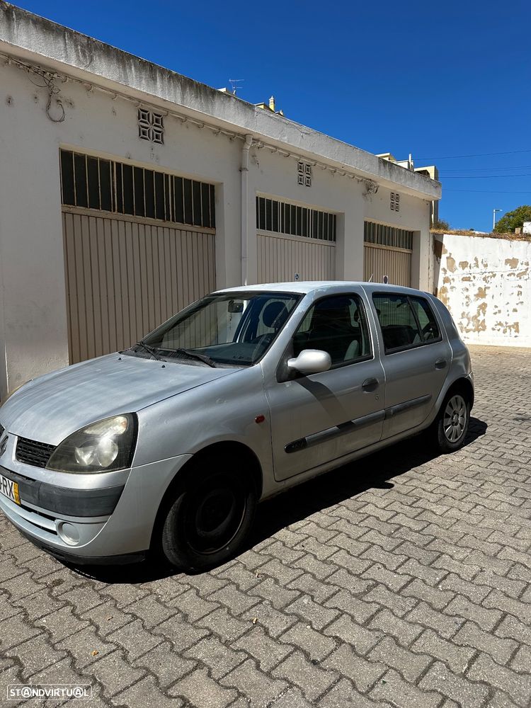 Renault Clio 1.2 16V Expression - 1
