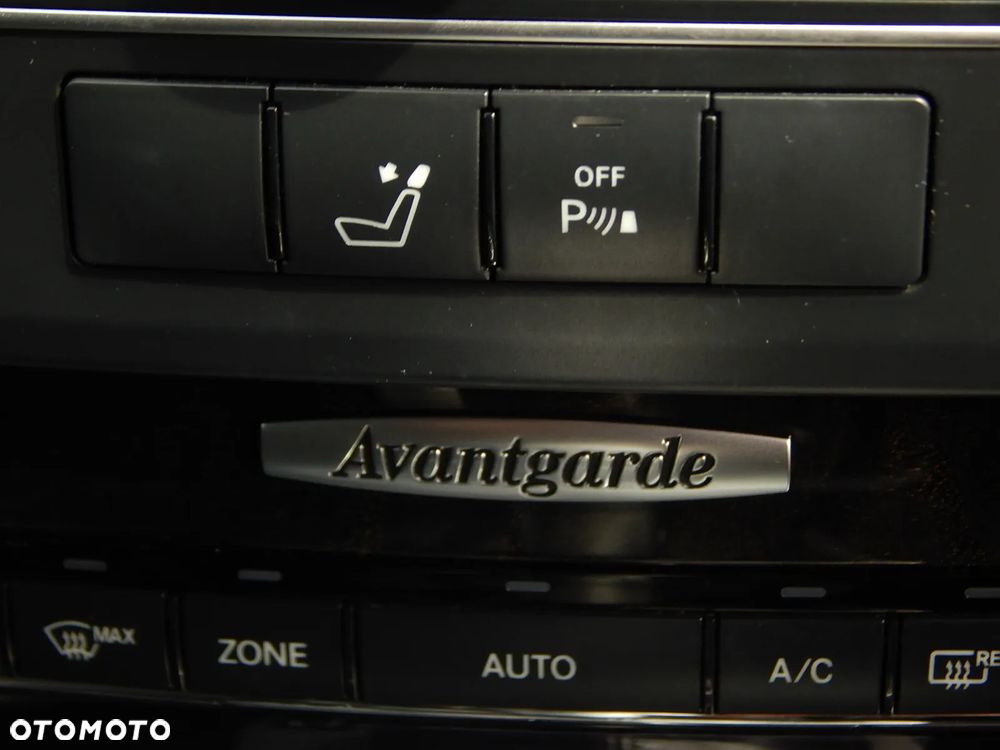 Mercedes-Benz Klasa E 220 CDI DPF BlueEFFICIENCY Automatik Avantgarde - 19