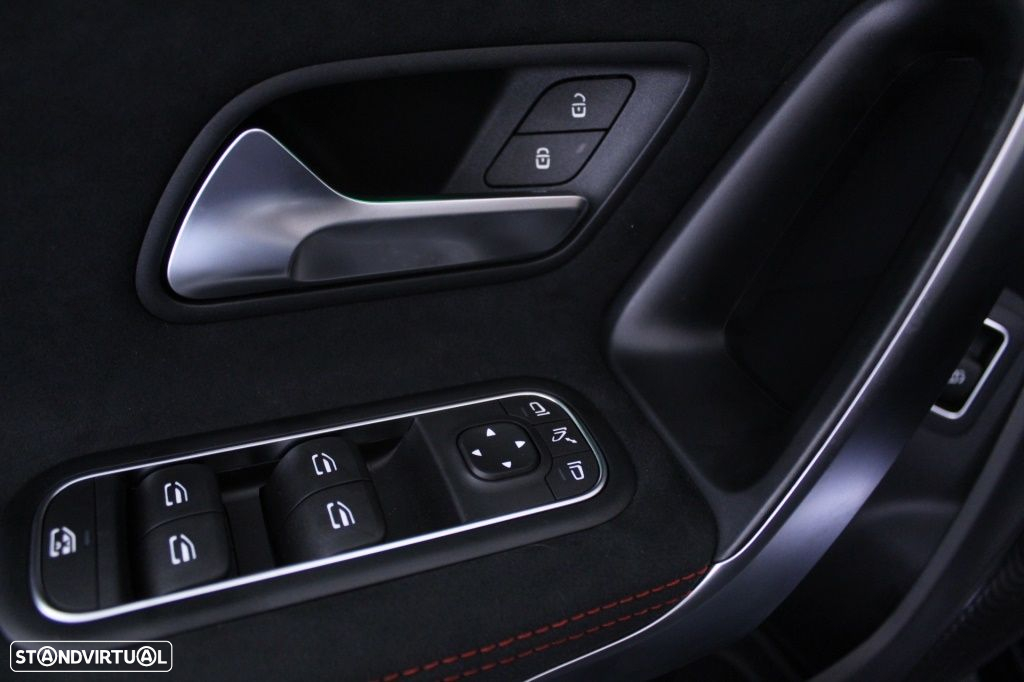 Mercedes-Benz CLA 180 - 19