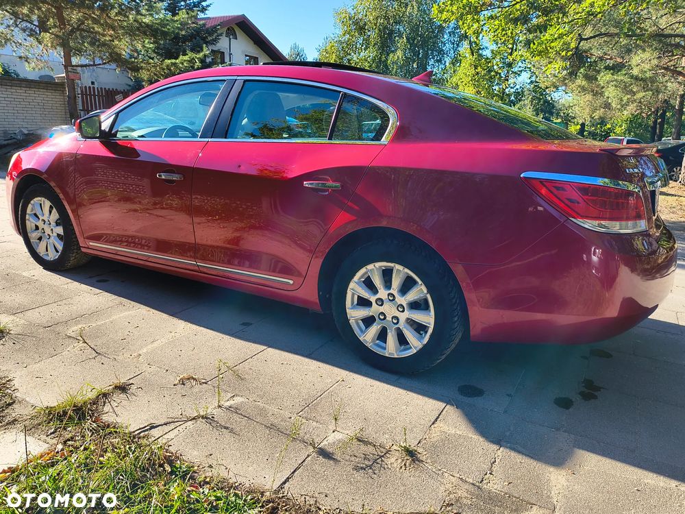 Buick Lacrosse - 21