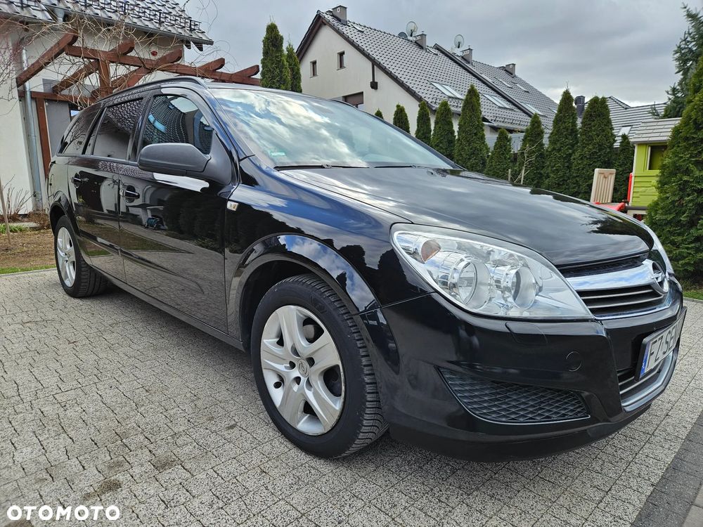 Opel Astra 1.6 Automatik Design Edition - 3