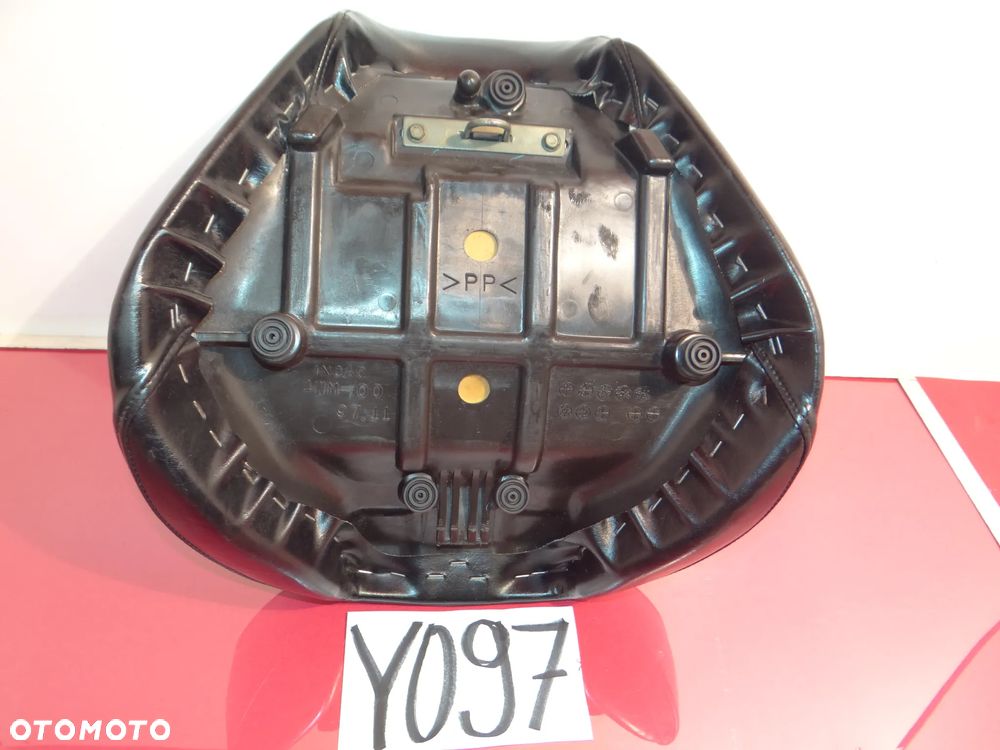 Y097 Yamaha XV1600, 1700 SIEDZENIE KANAPA KIEROWCY 4WM-00 97.11 - 17