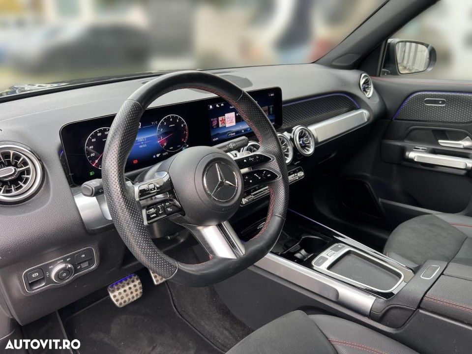 Mercedes-Benz GLB - 9